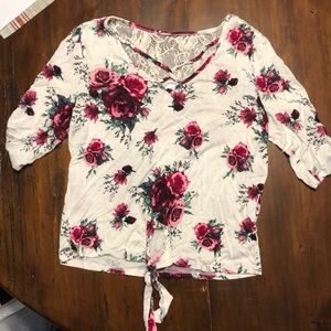White Floral S No Boundaries Top